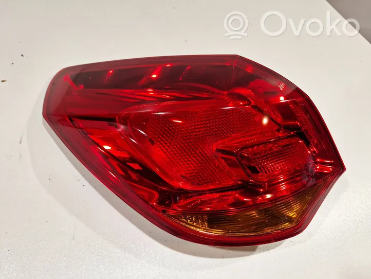 Opel Astra J Rear/tail lights 13262011