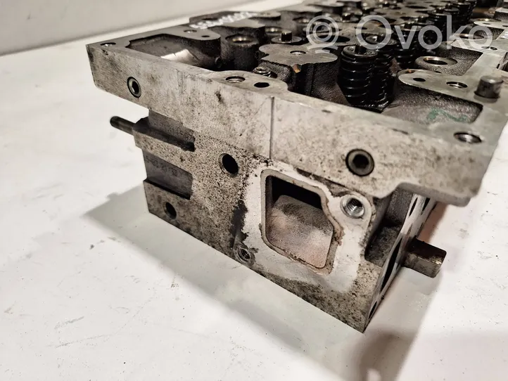 Opel Astra J Engine head 55208388