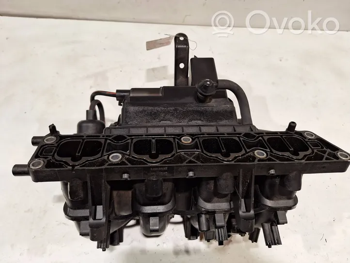 Opel Astra J Collettore di aspirazione 55561187