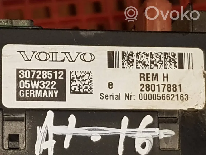 Volvo V70 Sulakemoduuli 30728512