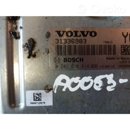 Volvo V40 Variklio valdymo blokas 31336983