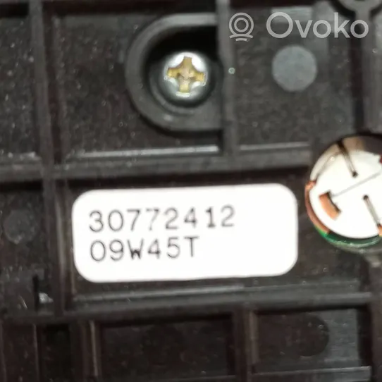 Volvo C30 Przełącznik świateł 30772412