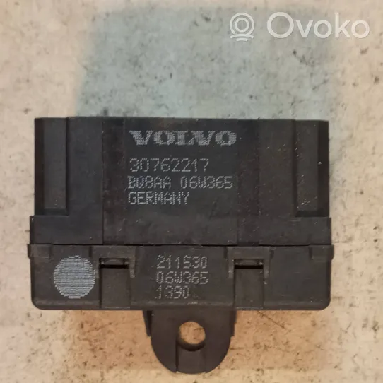 Volvo XC90 Relé de calefacción del asiento 30762217