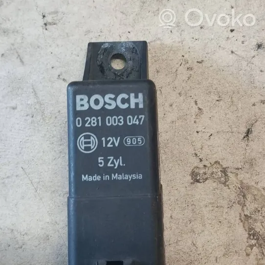 Volvo XC60 Przekaźnik / Modul układu ogrzewania wstępnego 0281003047