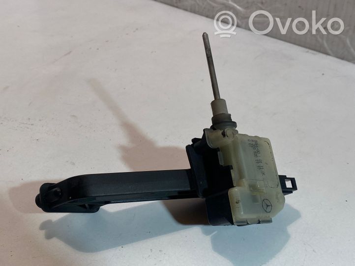 Mercedes-Benz E W211 Motorino del tappo del serbatoio del carburante A2038201997