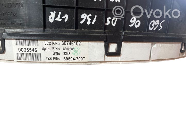 Volvo S60 Compteur de vitesse tableau de bord 30746102