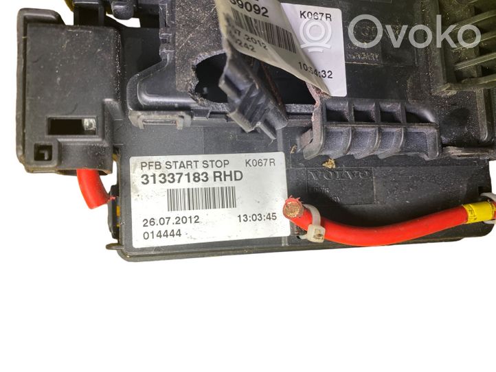 Volvo V60 Skrzynka bezpieczników / Komplet 31337183