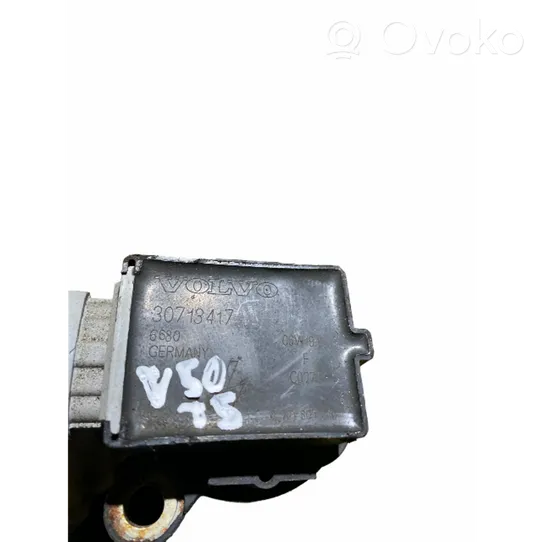 Volvo V50 Cewka zapłonowa wysokiego napięcia 30713417