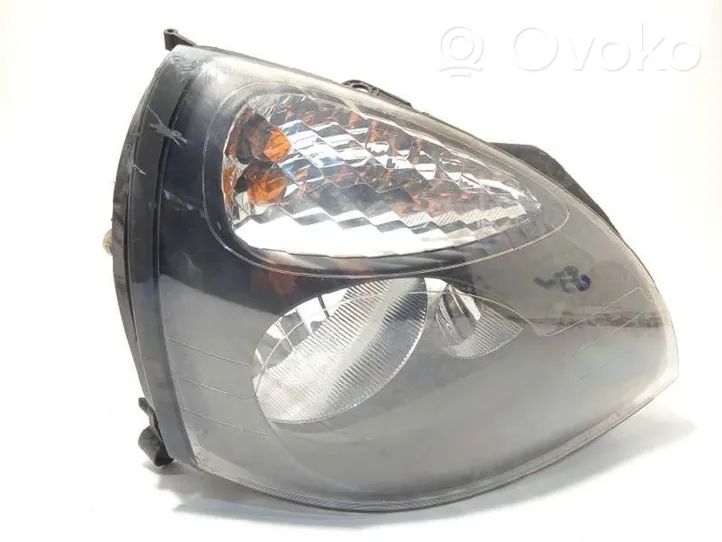 Renault Clio II Lampa przednia 260105183R