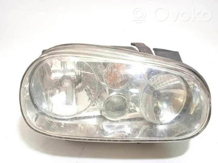 Volkswagen Golf SportWagen Lampa przednia 1J1941016C