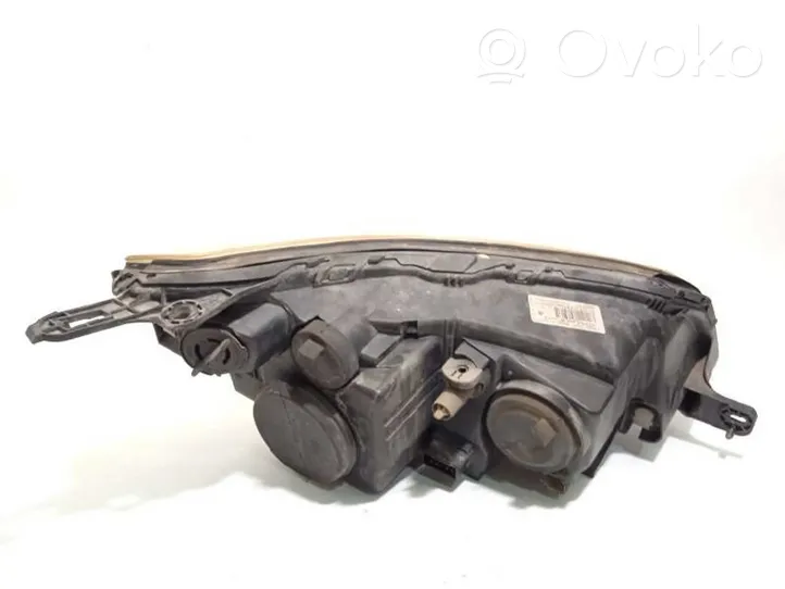 Citroen C5 Lampa przednia 9650055980