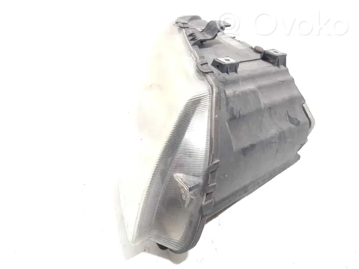 Chrysler Voyager Lampa przednia 04857830AC