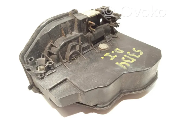 BMW X3 E83 Front door lock 7167071