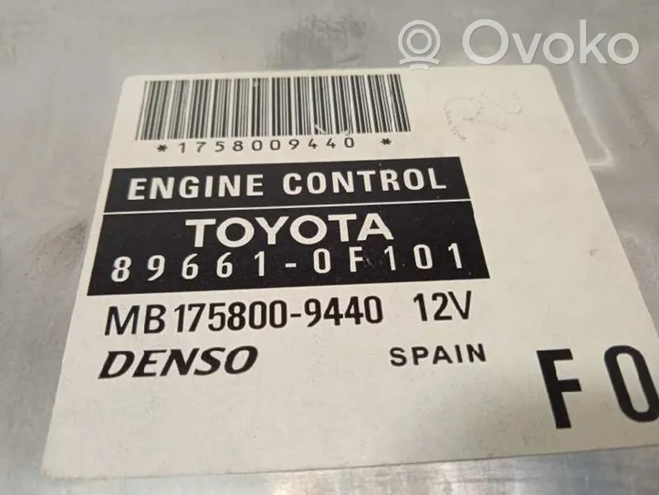Toyota Corolla Verso AR10 Moottorin ohjainlaite/moduuli 896610F101