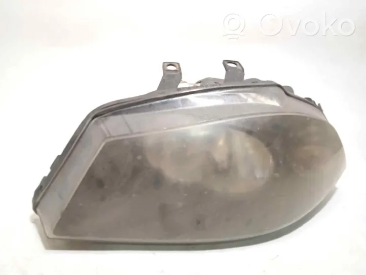 Seat Ibiza III (6L) Lampa przednia 6L1941751M