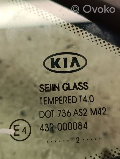 KIA Ceed Vetro del deflettore della portiera anteriore - quattro porte 43R000084