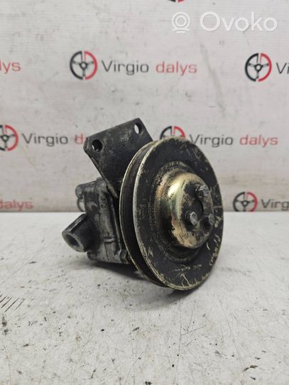 Audi 80 90 S2 B4 Pompa del servosterzo 7681955155