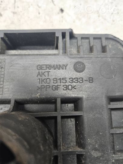 Volkswagen PASSAT B6 Battery tray 1K0915333B