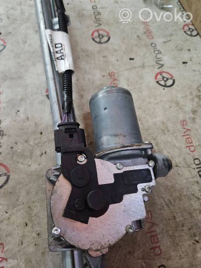 Ford C-MAX II Front wiper linkage and motor W000010480