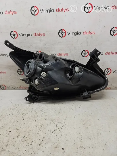 Toyota Aygo AB10 Phare frontale 811500H020