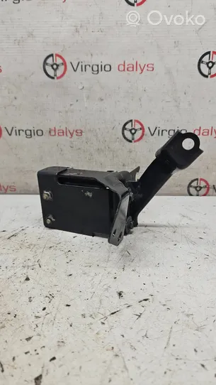 Renault Kadjar ABS pump bracket 