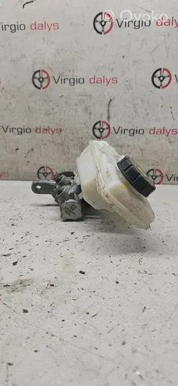 Renault Kangoo II Master brake cylinder 0204051558