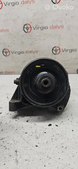 Renault Espace III Power steering pump 7700100653