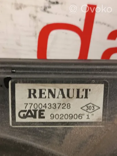 Renault Scenic I Jäähdyttimen jäähdytinpuhaltimen suojus 7700433728