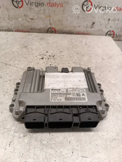 Citroen C4 Grand Picasso Engine control unit/module 9665674480