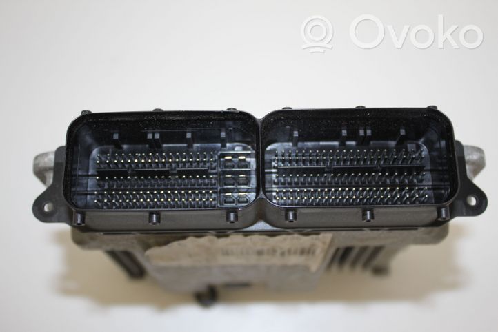 Audi A4 S4 B9 Komputer / Sterownik ECU silnika 04L906026A