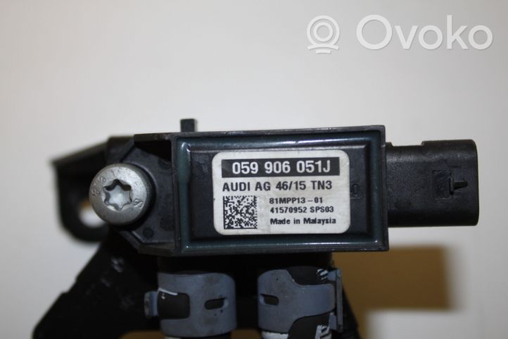 Audi Q7 4M Exhaust gas pressure sensor 059906051J