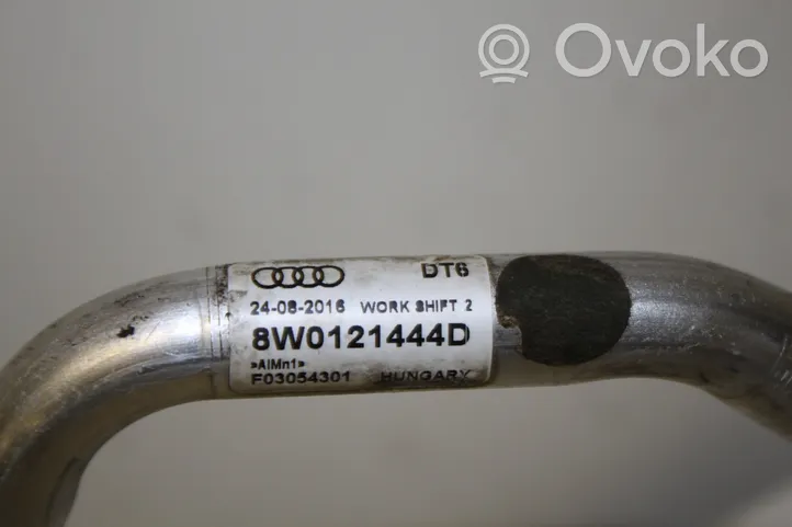 Audi A5 Tuyau de liquide de refroidissement moteur 8W0121444D