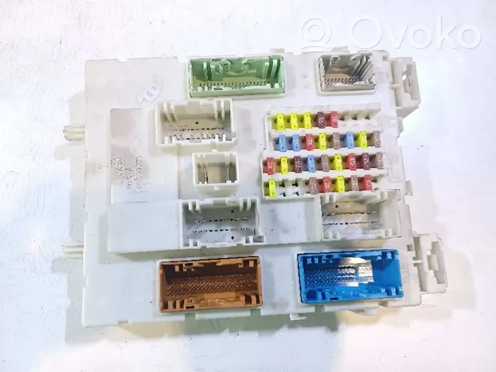 Ford Focus C-MAX Ramka / Moduł bezpieczników BV6T14014ET