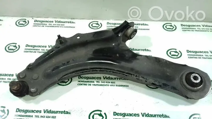 Mercedes-Benz Citan W415 Triangle bras de suspension inférieur avant 4153300300