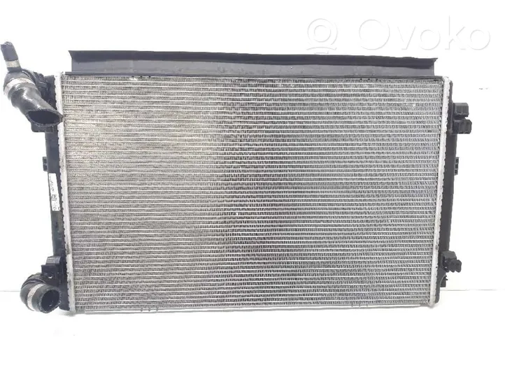 Volkswagen Touran II Coolant radiator 5Q0121251ER