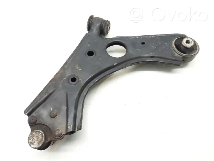 Opel Combo D Triangle bras de suspension inférieur avant 95514536