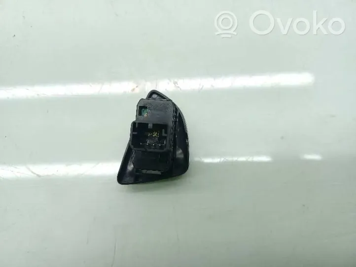 Ford Ka Interruttore di controllo dell’alzacristalli elettrico E30659