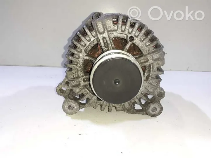 Volkswagen Caddy Generatore/alternatore 06F903023HX