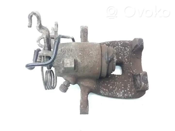 Volkswagen Caddy Caliper del freno trasero 2K0615423B