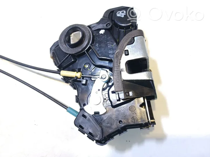 Toyota Verso Serratura portiera anteriore 6903005130