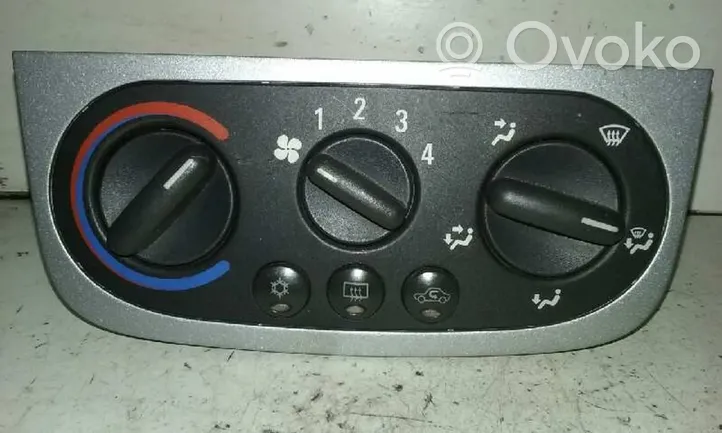 Opel Corsa C Centralina/modulo climatizzatore 06685441209