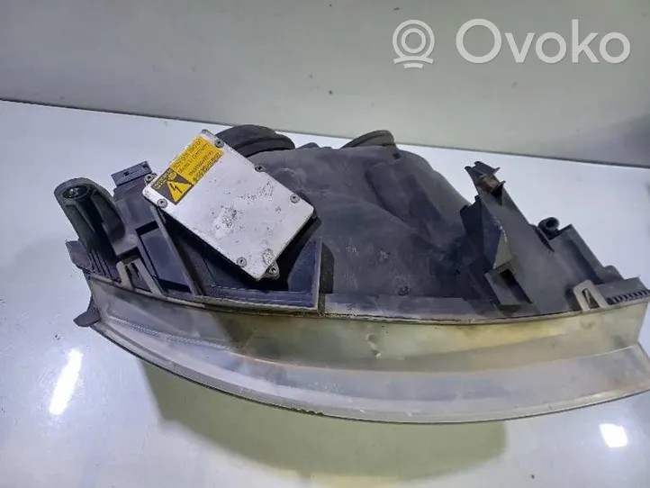 Saab 9-3 Ver2 Lampa przednia 12797388