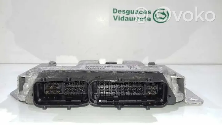 Citroen C15 Komputer / Sterownik ECU silnika 896610H170