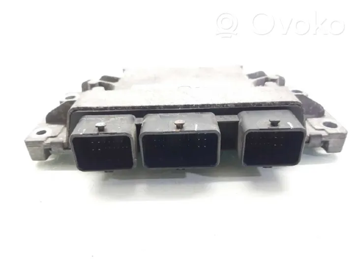 Renault Twingo III Unité de commande, module ECU de moteur 8200774747