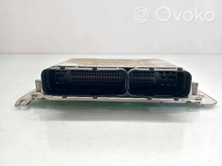 Hyundai Trajet Unité de commande, module ECU de moteur 3910127110