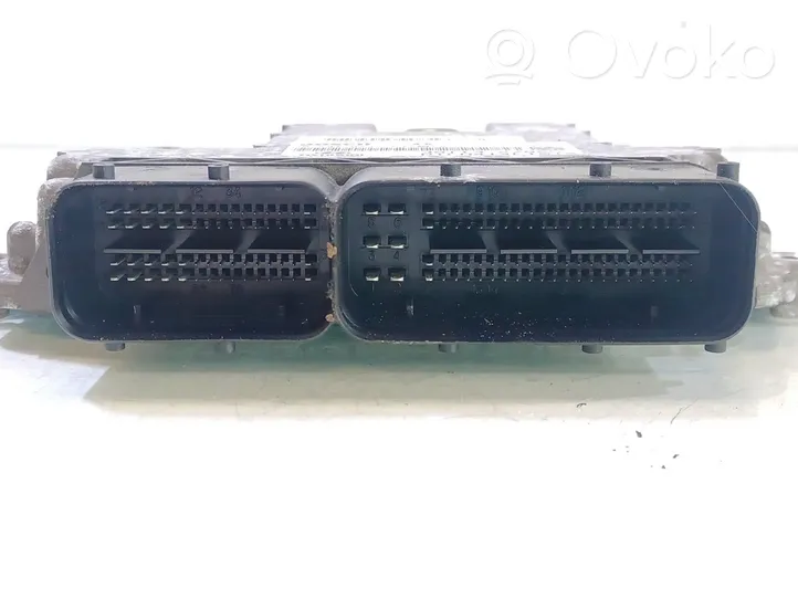 Hyundai Santa Fe Komputer / Sterownik ECU silnika 3911327825