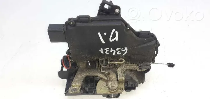 Volkswagen Bora Front door lock 6X1837013H