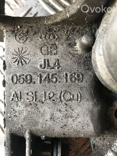 Audi A4 S4 B7 8E 8H Supporto di montaggio della pompa del servosterzo 059145 169