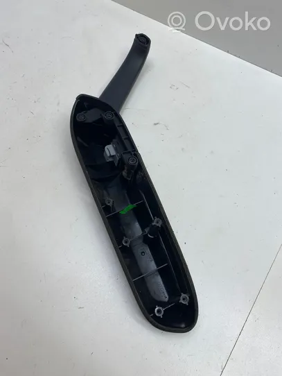 Audi A4 S4 B7 8E 8H Rear door interior handle trim 8E0867373