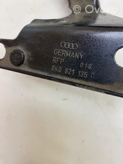 Audi A4 S4 B8 8K Supporto di montaggio del parafango 8K0821135C